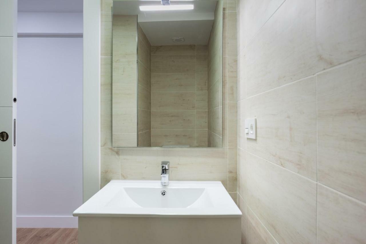 Apartamentos Reina Isabel Granada Dış mekan fotoğraf