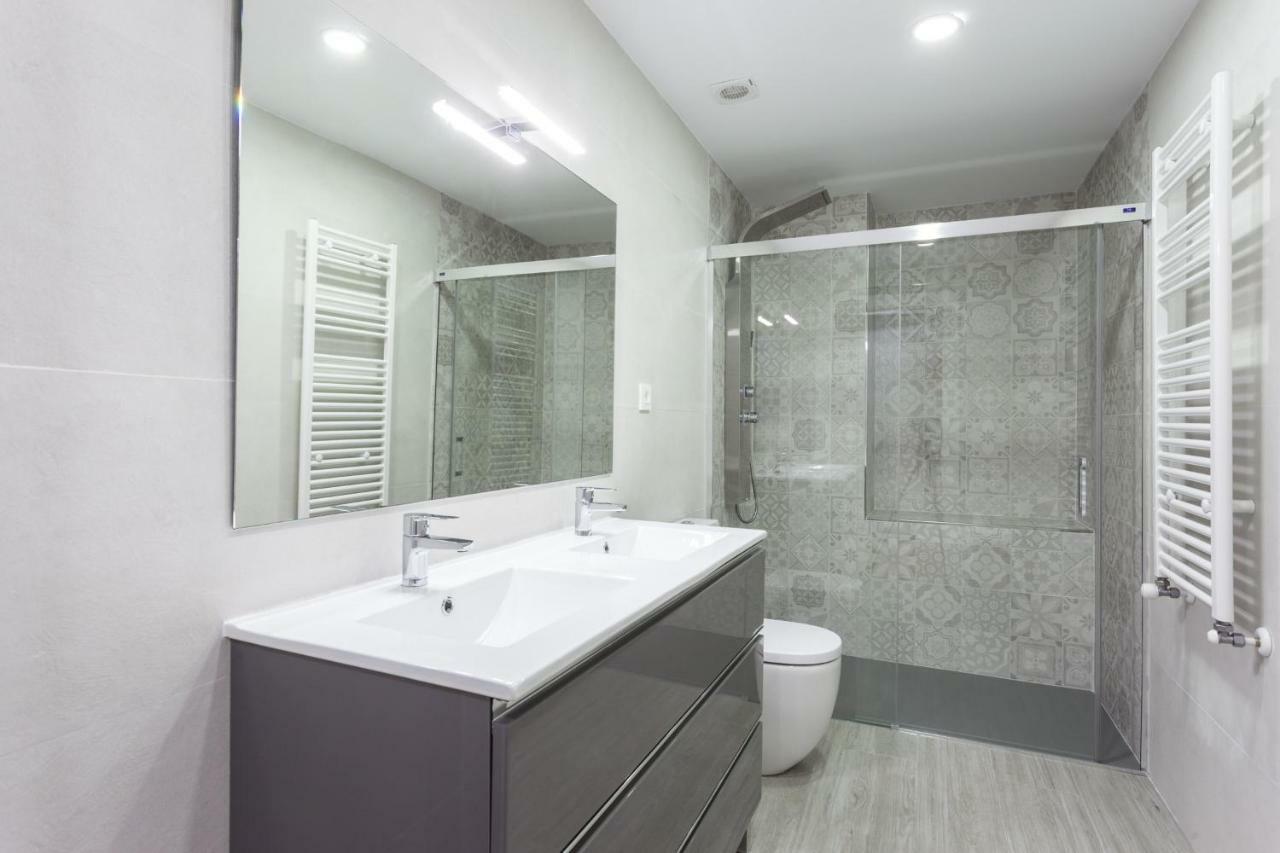 Apartamentos Reina Isabel Granada Dış mekan fotoğraf