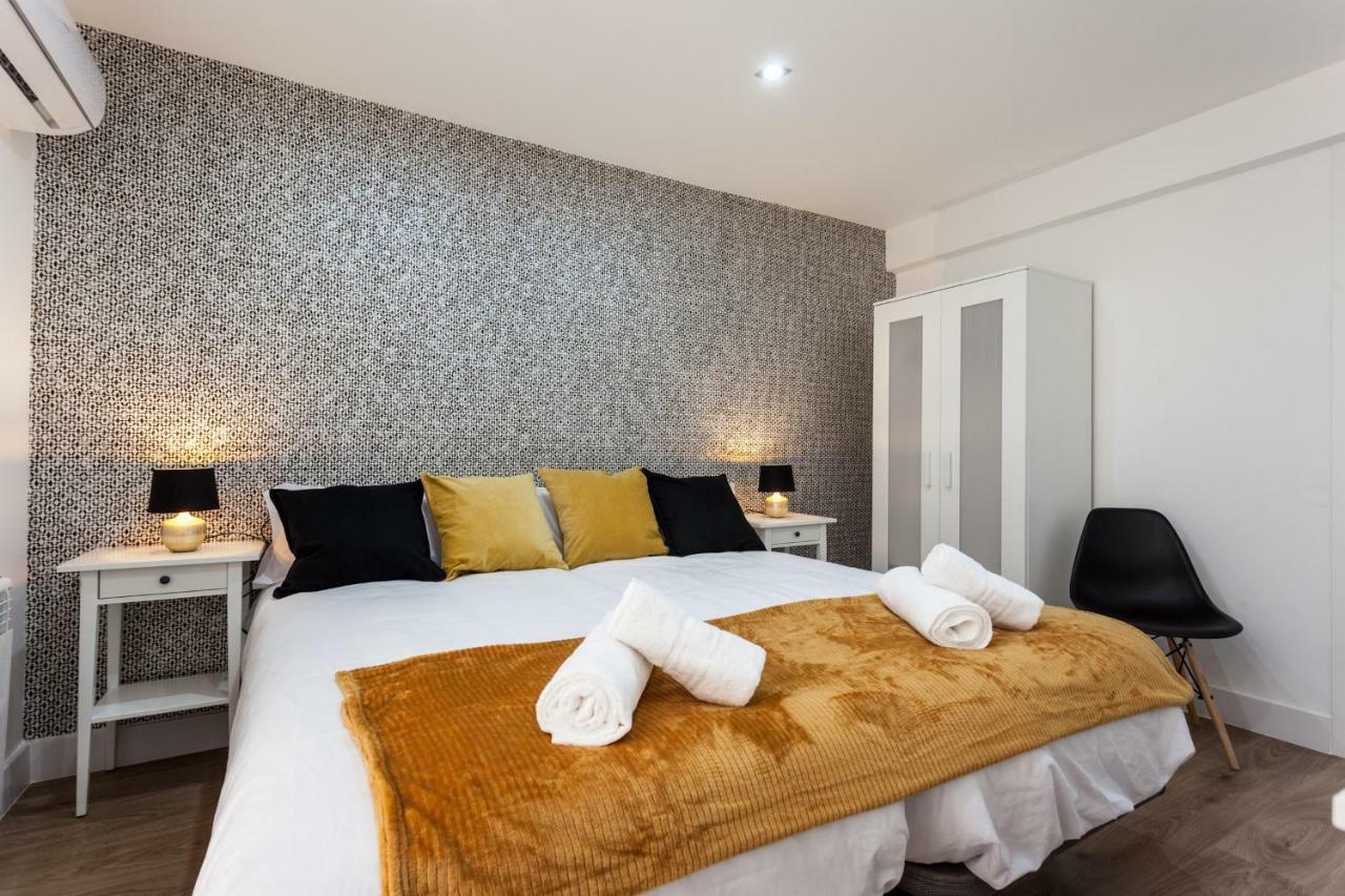 Apartamentos Reina Isabel Granada Dış mekan fotoğraf