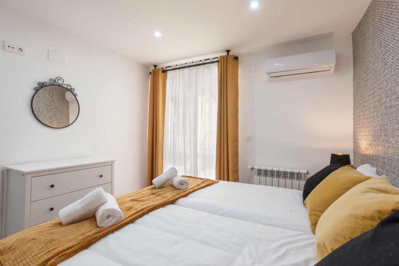 Apartamentos Reina Isabel Granada Dış mekan fotoğraf