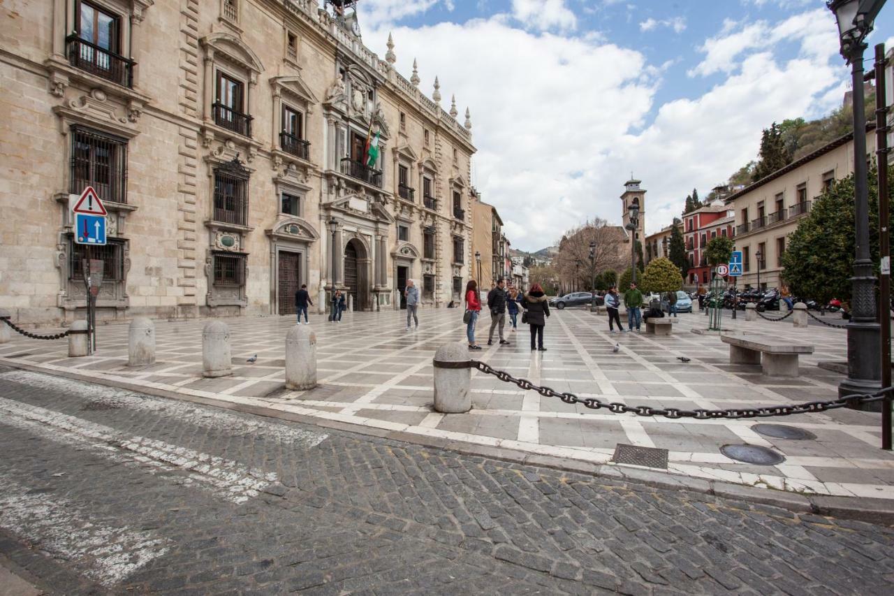 Apartamentos Reina Isabel Granada Dış mekan fotoğraf